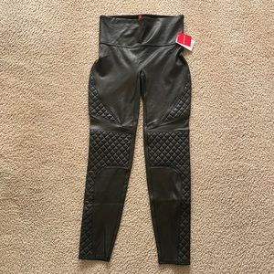 SPANX quilted faux leather leggings NWT, very black